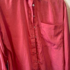 NWOT Women’s Boutique Shirt